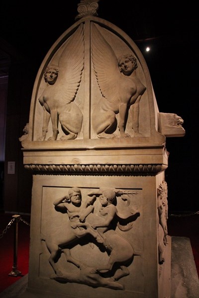 023- Ликийский саркофаг